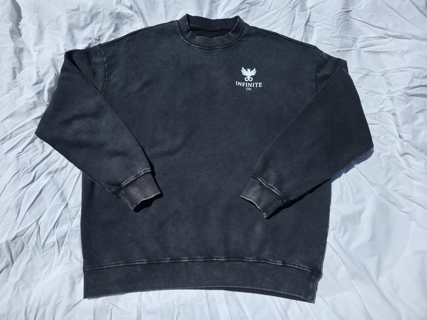 EDEN Oversize Crewneck
