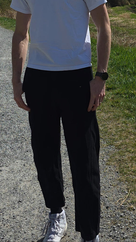 FUNDAMENTAL Barrel Leg Chinos